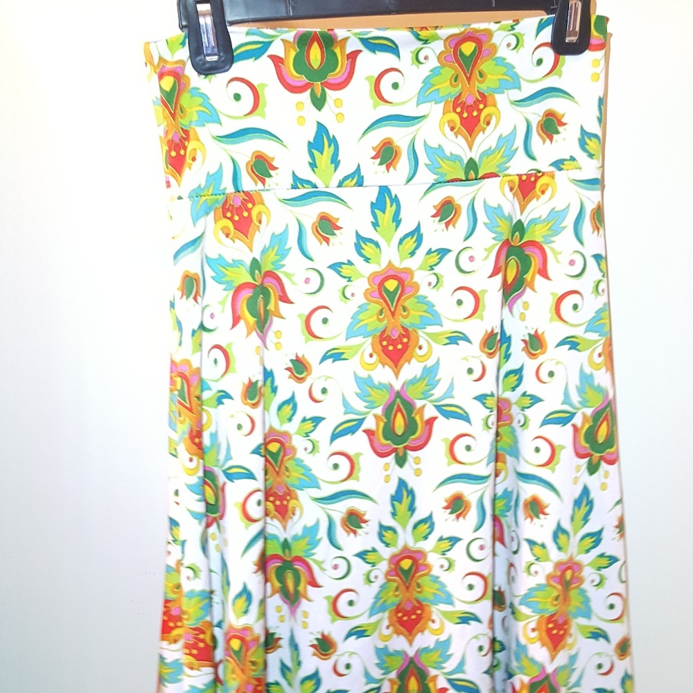 LuLaRoe Skirt SM